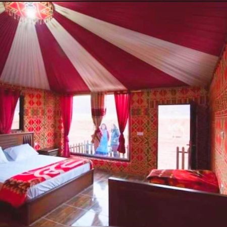 Royal Luxury Camp Hotel Wadi Rum Exterior photo
