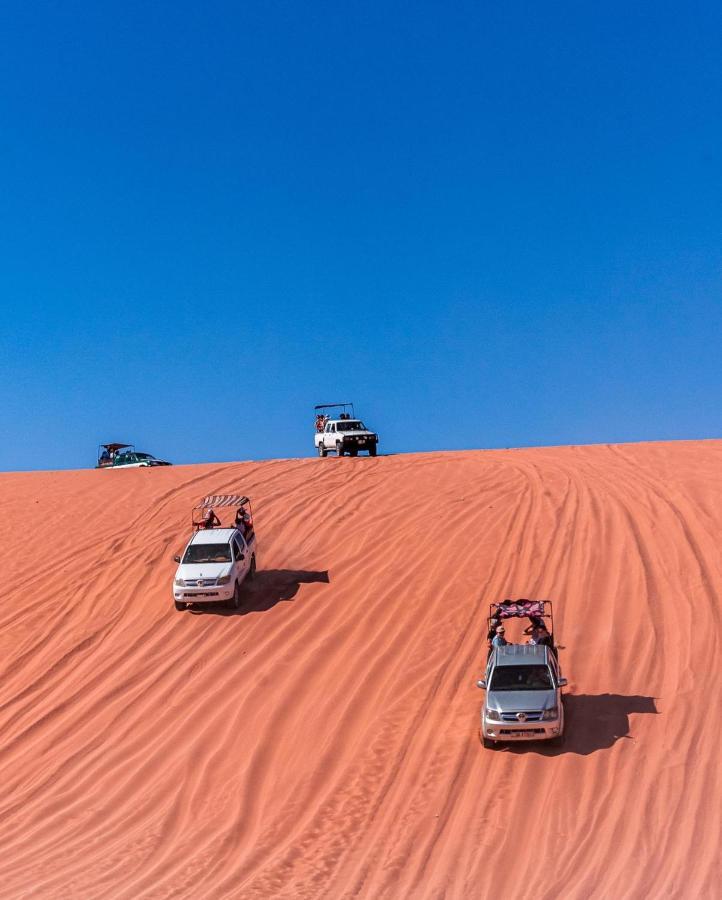 Royal Luxury Camp Hotel Wadi Rum Exterior photo