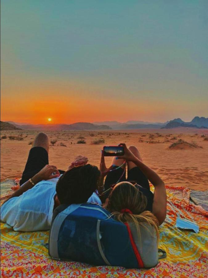 Royal Luxury Camp Hotel Wadi Rum Exterior photo