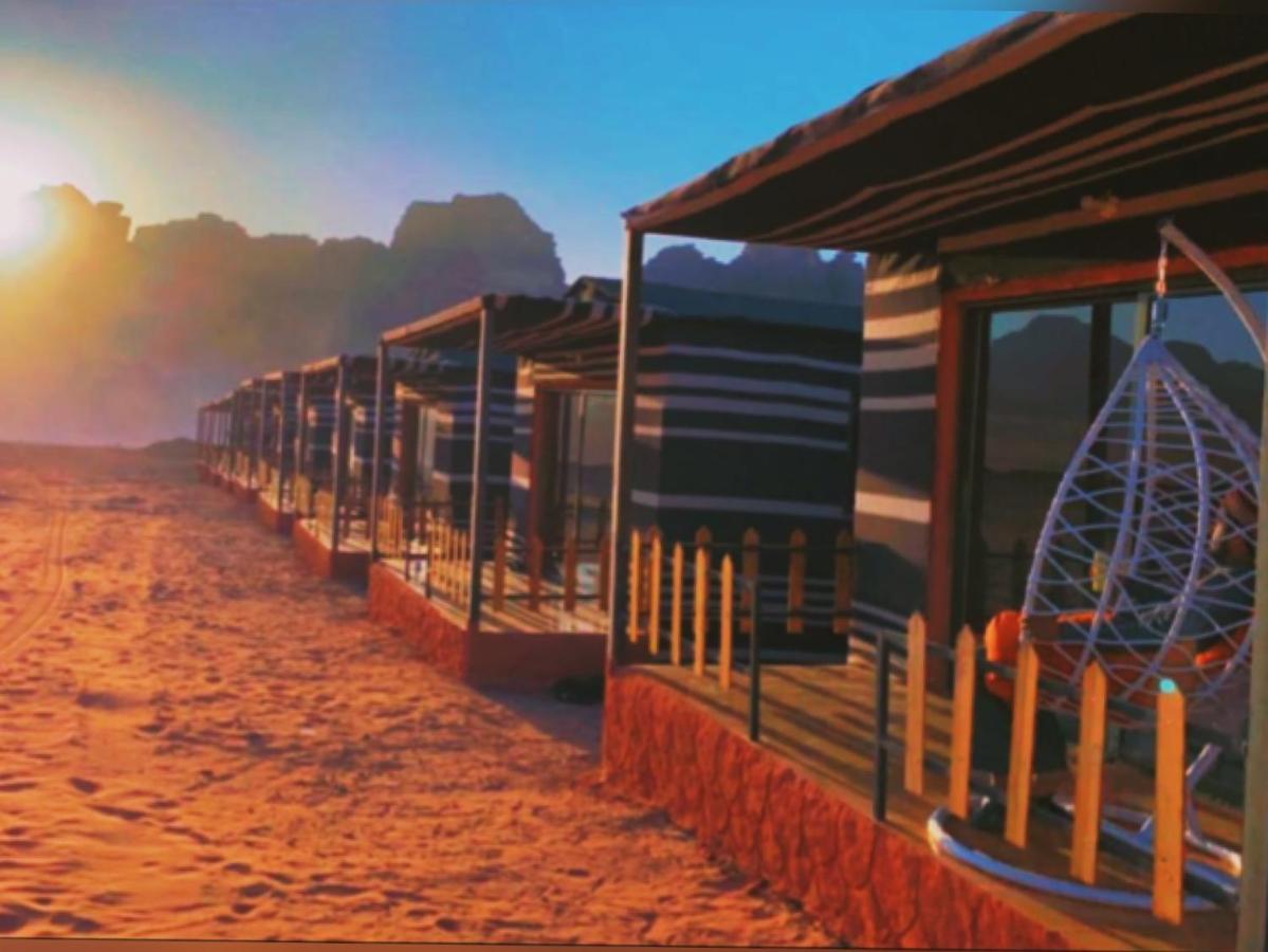 Royal Luxury Camp Hotel Wadi Rum Exterior photo