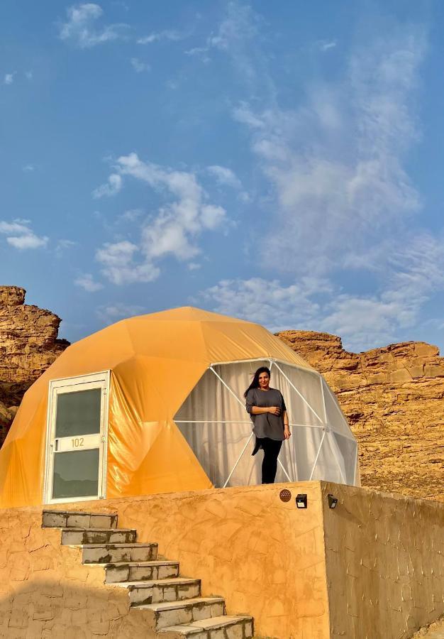Royal Luxury Camp Hotel Wadi Rum Exterior photo