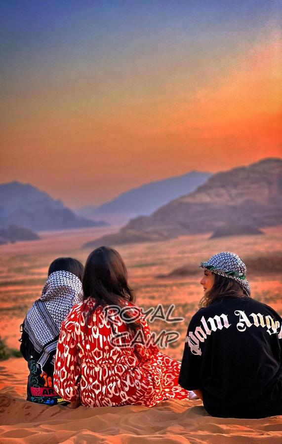 Royal Luxury Camp Hotel Wadi Rum Exterior photo
