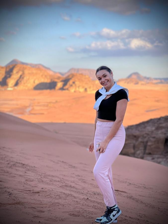 Royal Luxury Camp Hotel Wadi Rum Exterior photo